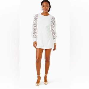 Lilly Pulitzer Aisha Eyelet Romper Size 2